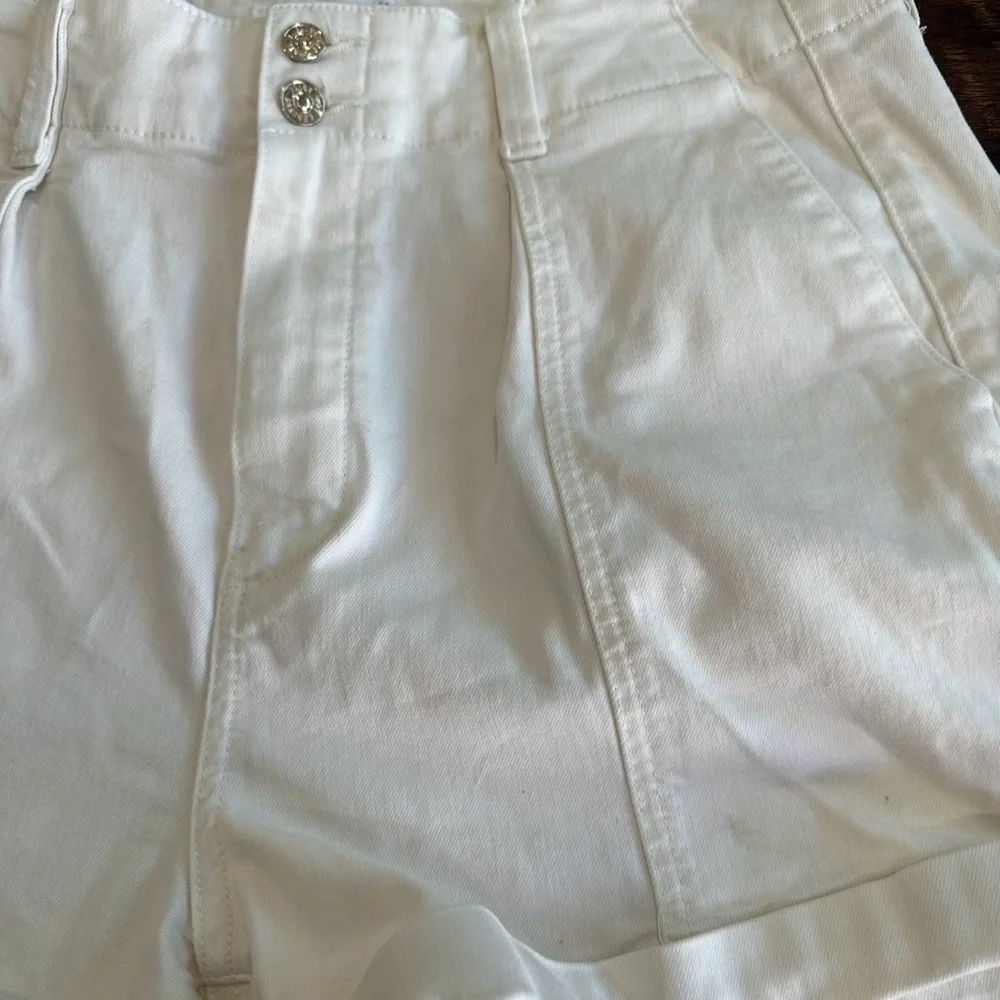 Paige High-Waist White Women's Shorts size 30‎